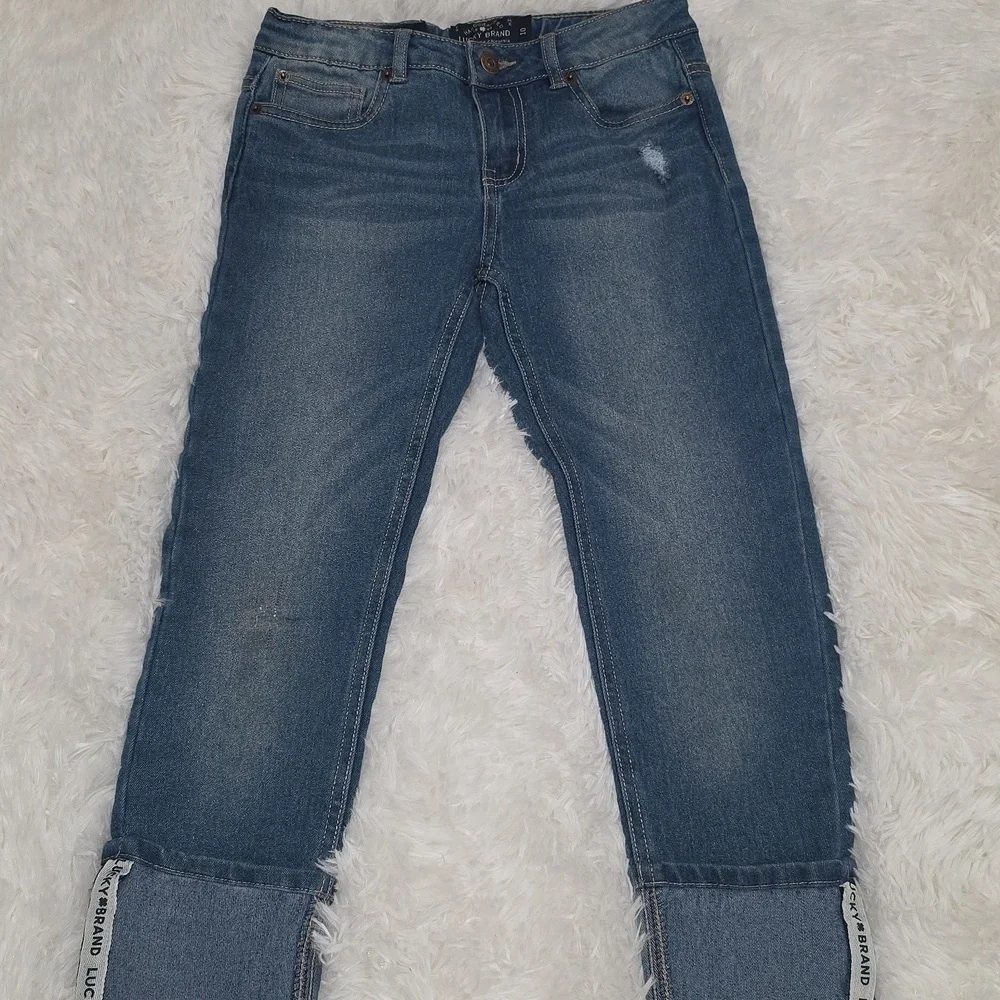 Lucky Brand Cropped Dylan Boyfriend Jean. Girls Size 10